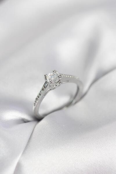 Inure Jewelry خاتم نسائي من حجر الزركون الفضي اللون الفضي موديل تيك ستون