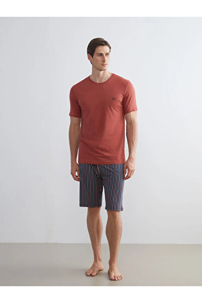 LC Waikiki Σετ πιτζάμες Navy Blue Standard Fit με ανδρικό σορτς