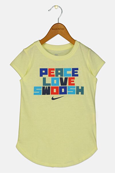 Nike تيشيرت للأطفال الصغار بأكمام قصيرة ورقبة دائرية وطبعة رسومية، لون أخضر ل...