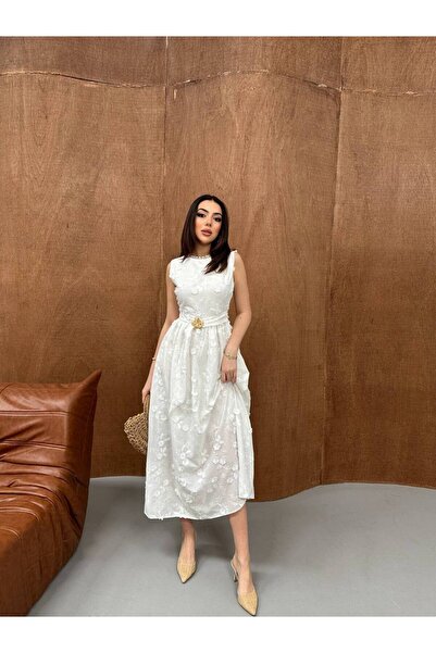 LOKADI Kadın 3D Brode Detaylı Astarlı Kolsuz Elbise