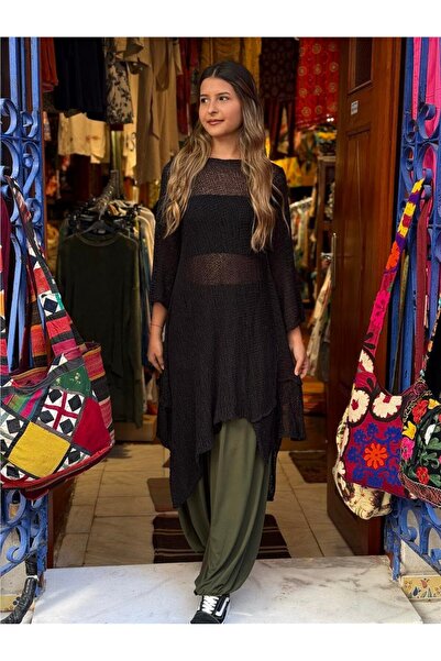 Miss Boheme تونيك أسود اللون من سيفيا بتصميم غير متماثل ومعالج بالمرسيريز