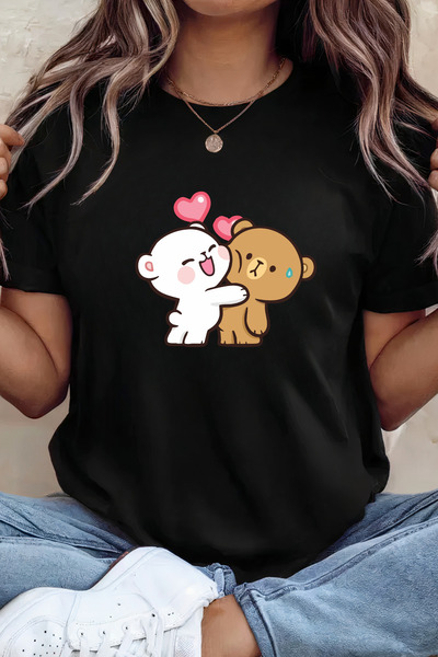 Sarah's Boutique Women's T-shirt – 100% cotton – "Bear Hug"