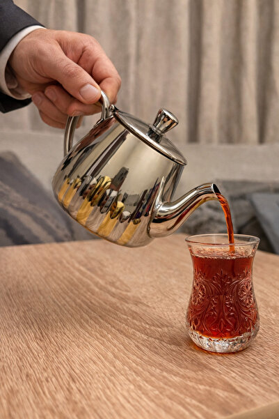 Palaces Silver & Gold Tea or Coffee Pot