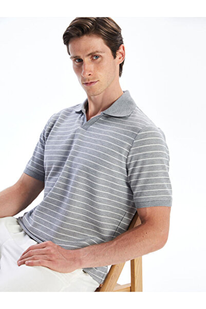 LC Waikiki منتجات فريزن ستور التي لا مثيل لها I تي شيرت رجالي مخطط بياقة ديفر...