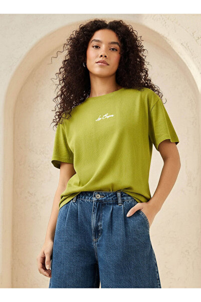 Lee Cooper Regular Fit Cotton T-shirt with Embroidered Patch