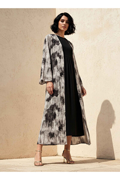 FAV عباءة كيمونو قصيرة بقصة عادية مزينة بطبعة