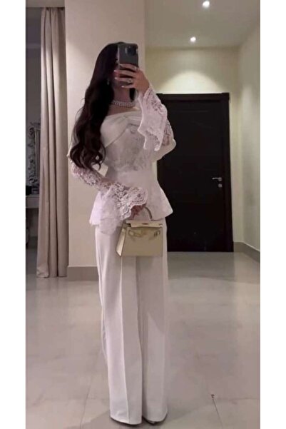 leon Elegant and soft white jumpsuit