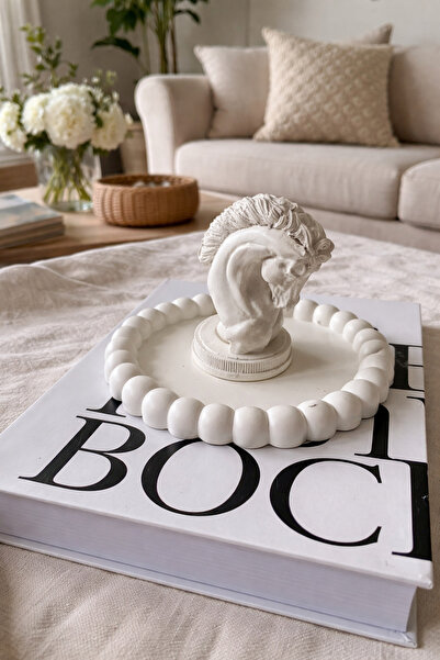 shop Modern Beyaz At Büst Dekor - El yapımı