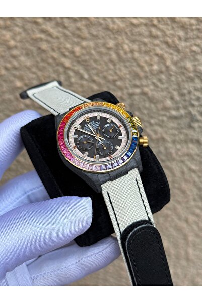 Watchw A men's watch with a sophisticated design that combines elegance and p...