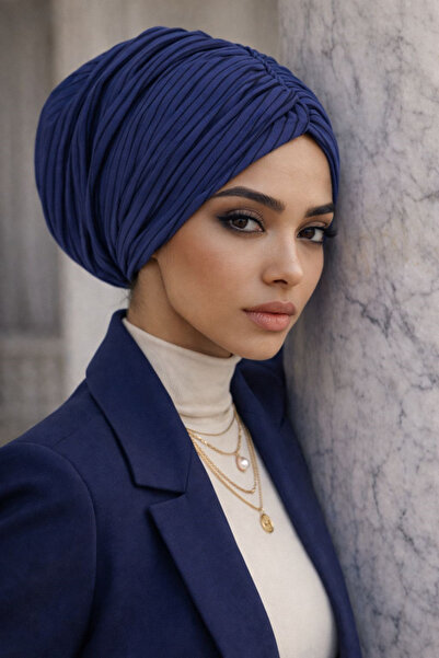 Aişe tesettür Mornarsko plava Prugasto Naborano ležerna kapa