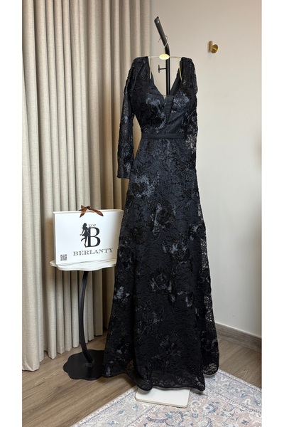 TOP BERLANTY "Black Tulip" Evening Dress - Lace Embroidery with a Royal Sheen