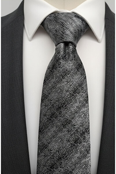 Gutiero Black Patterned Classic Tie with Handkerchief