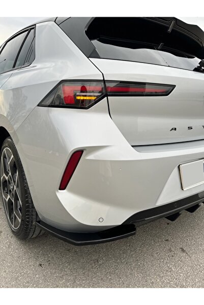 Tuning Vadisi Opel Astra L Arka Köşe Flap Parlak Siyah 2022+