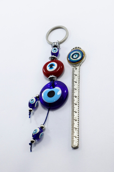 biuti Handmade Glass Evil Eye Beaded Keychain, Special Design Gift Accessory with Red Evil Eye Beads