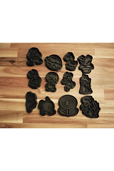 Carbon X Set of 12 cake molds, Mario Bros model, plastic, multicolor