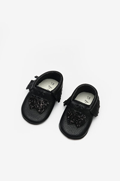 Le Mabelle Siyah Kalp Figürlü Kız Bebek Deri Makosen