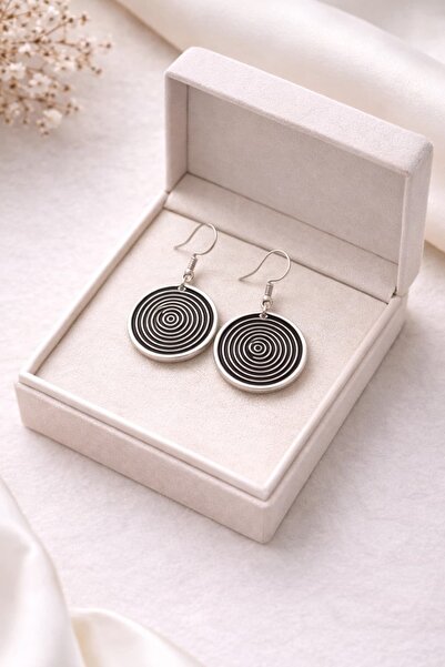 Kutcha Accessories Spiral Pattern Silver Tone Round Earrings