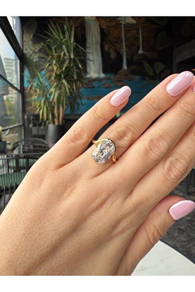 LUNEA Altın Rengi Tek Taş Yüzük