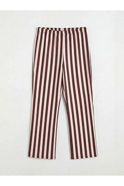 LC Waikiki Σετ γυναικεία πιτζάμα Pink Crew Neck με τύπωμα