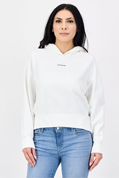 Calvin Klein هودي نسائي بأكمام طويلة وشعار ماركة جينز، أبيض