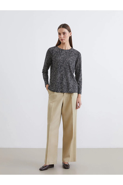 LC Waikiki Μπλούζα με μοτίβο με λαιμόκοψη σε μαύρο χρώμα