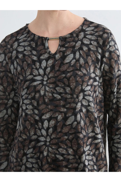 LC Waikiki Beige Crew Neck Floral Blouse
