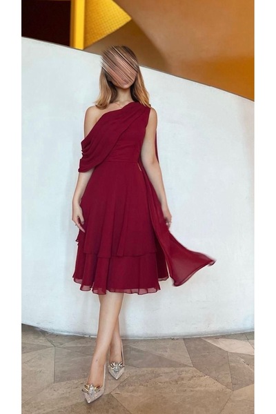 ELEEN EST Burgundy layered dress with shawl