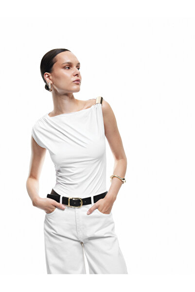 Koton X Zeynep Bastık - Sleeveless Blouse with Asymmetric Collar Accessories