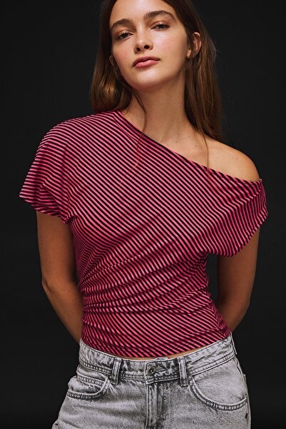 Bershka Asimetrik kısa kollu baskılı tişört