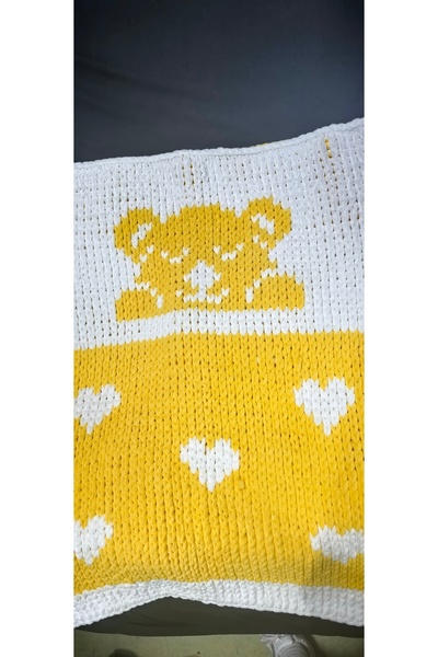 bymila Hand knitted baby blanket