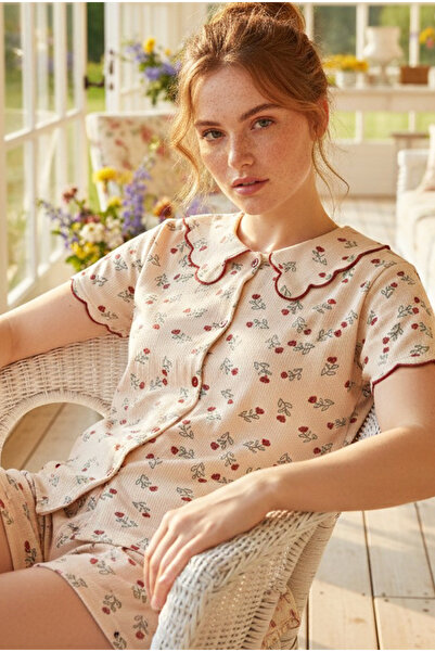 Siyah İnci Beige Floral Patterned Collared Buttoned Ribbed Camisole Knitted S...