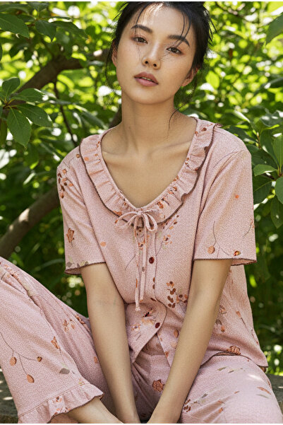 Siyah İnci Σετ πιτζάμες με κουμπιά και σχέδιο λουλουδιών σε σκόνη 26120625