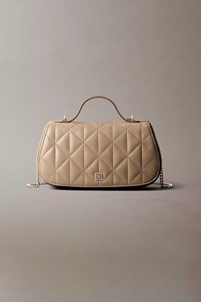 Calvin Klein Kadın Quilted Top Handle Bag Omuz Çantası - Bej