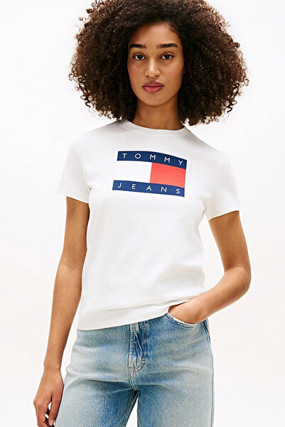 Tommy Hilfiger Kadın Büyük Logolu Pamuklu T-Shirt - Ekru