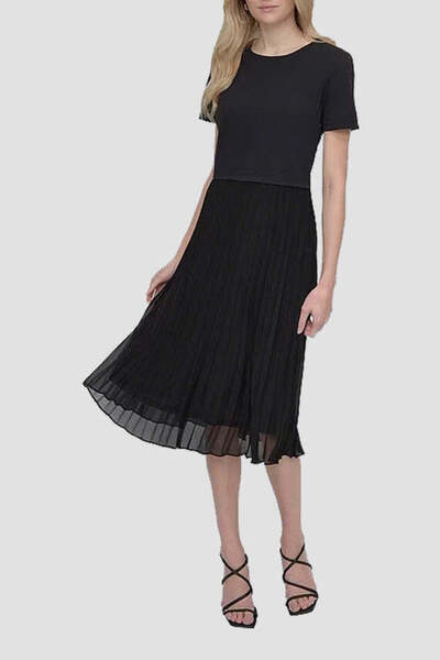 Dkny رقبة دائرية من الفولاذ المقاوم للصدأ مع ثنيات