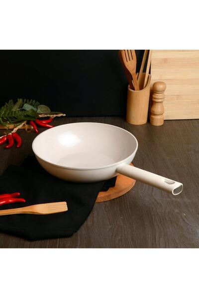 Belariva 28 cm White Silicone Handle Wok Pan