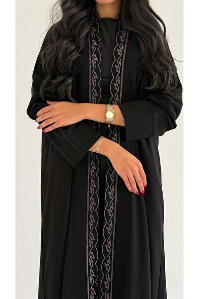 AYA MWT1019 - عبايه اسود مع تطريز من الامام