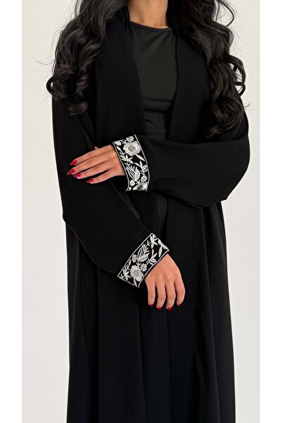 AYA MWT1017 - عبايه مع تدخيله كلفة بتطريز ورد اسود