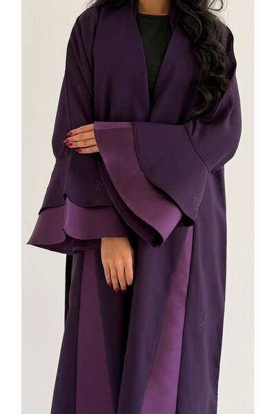 AYA MWT1020 - عبايه بنفسجية بقصه جميله بالاكمام مع تطريز