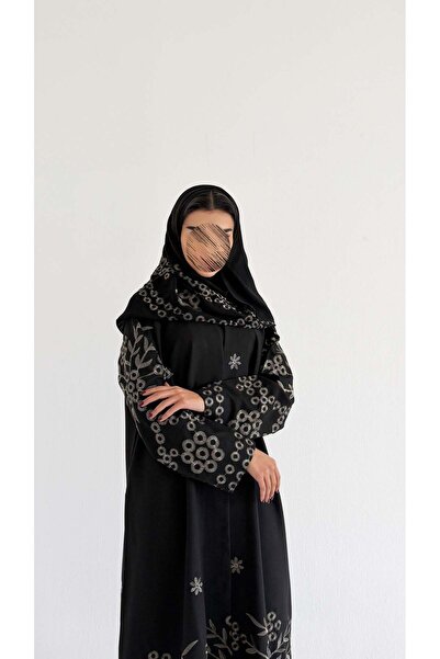 AYA MWT1091 - عباية اسود بتطريز وردات