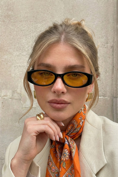 Eyesofia Geranyum Black Uv400 Protected Ultra Light Women's Sunglasses