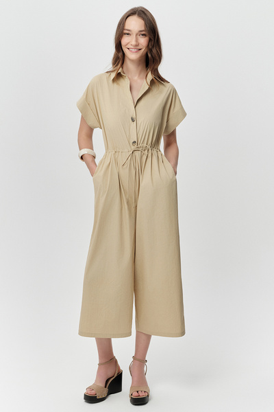 Exquise Short Sleeve Regular Jumpsuit with Tie Waist and Buttons
