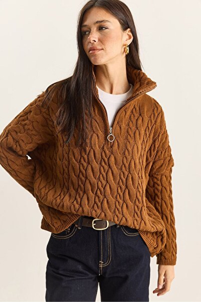 Hiccup LUCCI Oversized Hair Barb Zip Collar Sweater