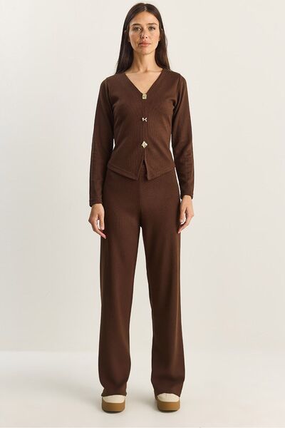 Hiccup LUCCI V-neck knitted two-piece set with wide cut