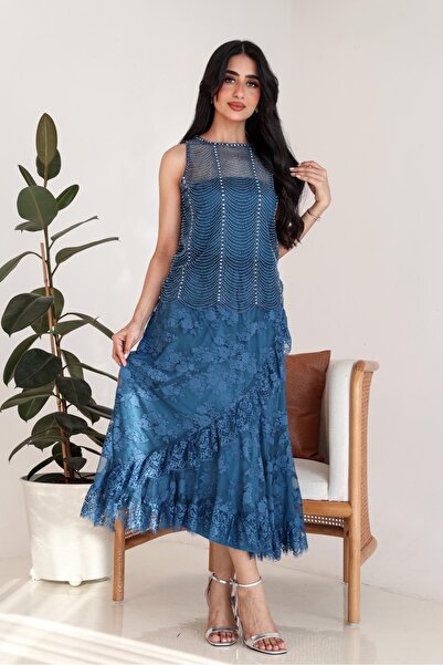 Opera Fashion Lace skirt and crystal-embellished blouse set