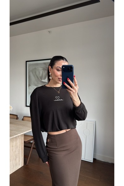 sinemkivanc co BİSİKLET YAKA NAKIŞLI BLUZ