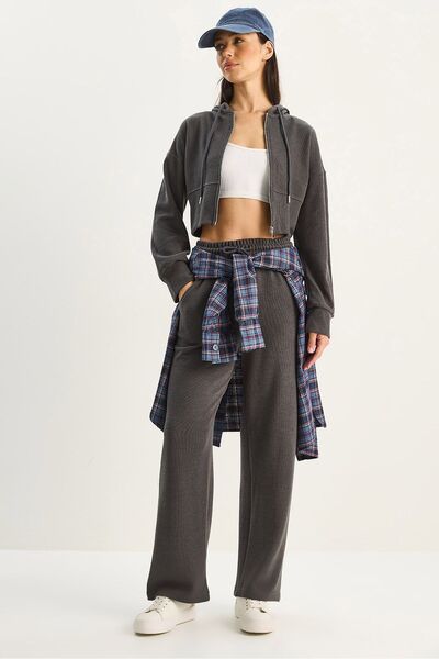 Hiccup LUCCI sweatshirt e kapucasa thaj bare punrenqe pantalone duje kotorenqe