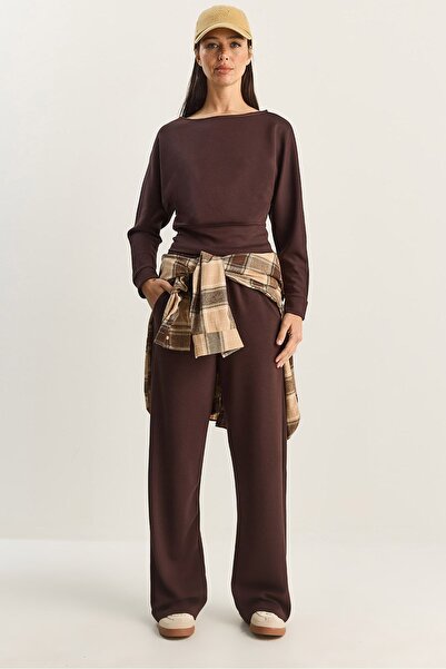 Hiccup LUCCI two-piece set, knitted with asymmetric collar and high waist