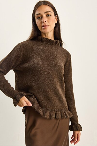 Hiccup LUCCI high-neck knitted sweater with buttons and Ruffled