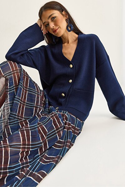 Hiccup LUCCI V-neck cardigan with button closure, thick ribbed